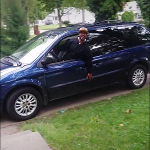 Meet your Posher, Robert